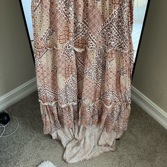 Wild Moss Pink and Tan Tiered Maxi Dress with Puff Sleeves - Picture 3 of 5